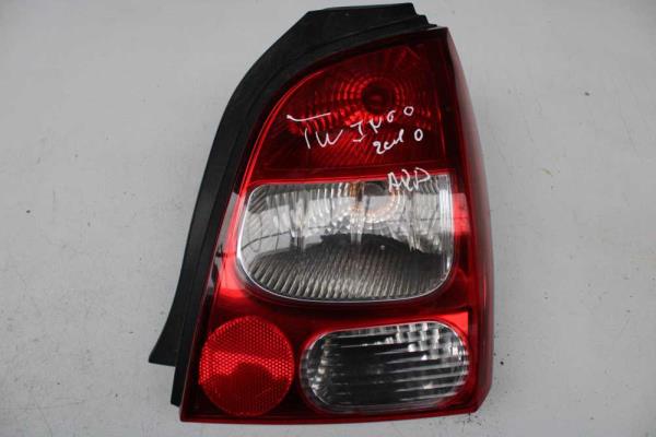 FEU ARRIERE DROIT RENAULT - Vue 1